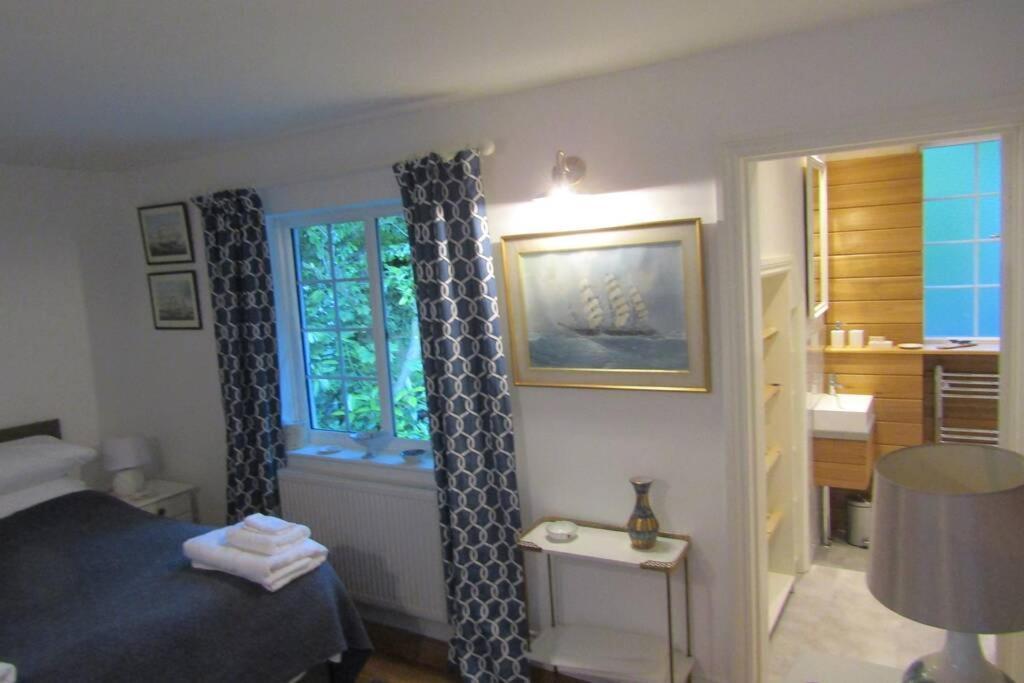 Lovely Spacious Cottage Near The Coast سانت أوستيل المظهر الخارجي الصورة